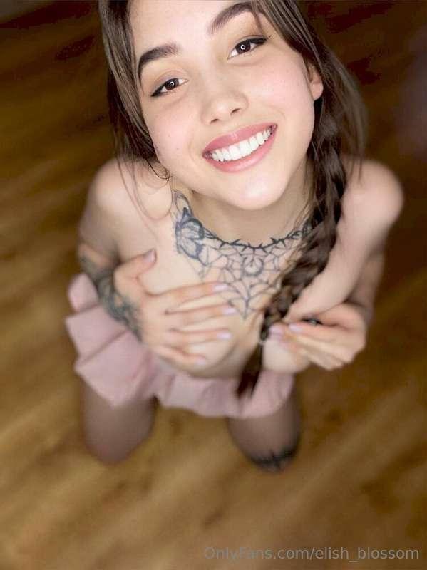 This sweet girl is ready to surprise you🥵@alicehillbabe😈@ali..