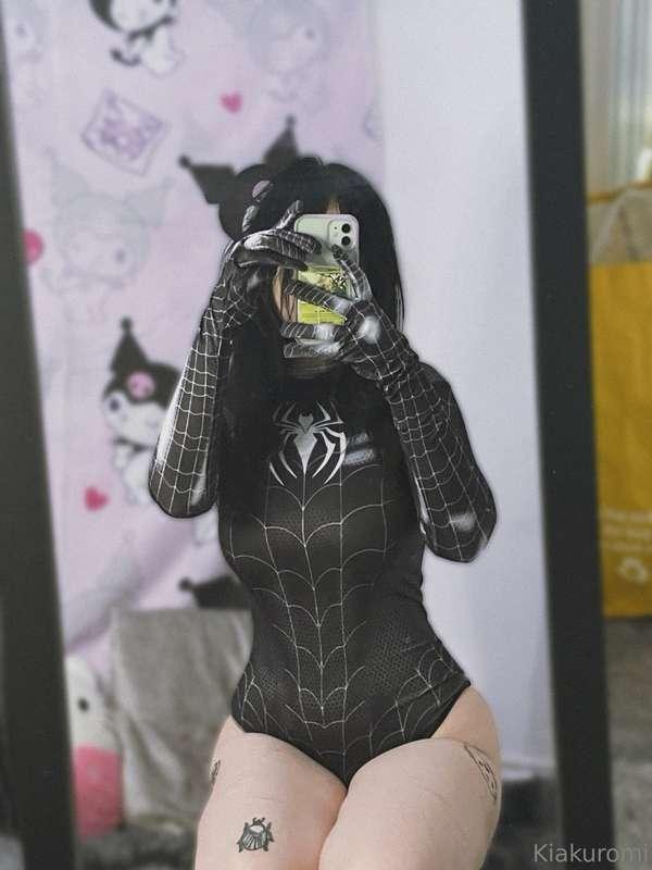 Wanna put your web in me? 