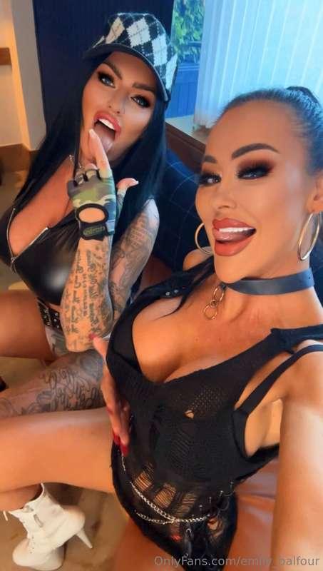 Check your DMs for a cheeky two slut Tuesday treat! 🔥🔥