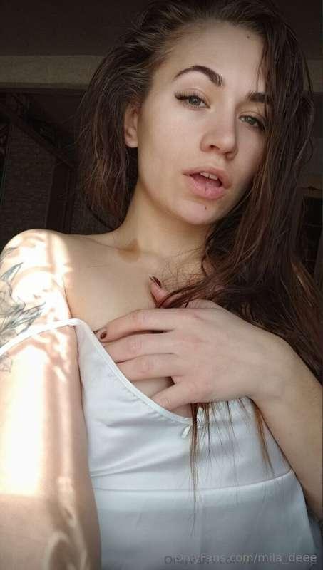 @honeyfoxvip IS WET RIGHT NOW 🔥
Busty babe @honeyfoxvip 🍒@ho..