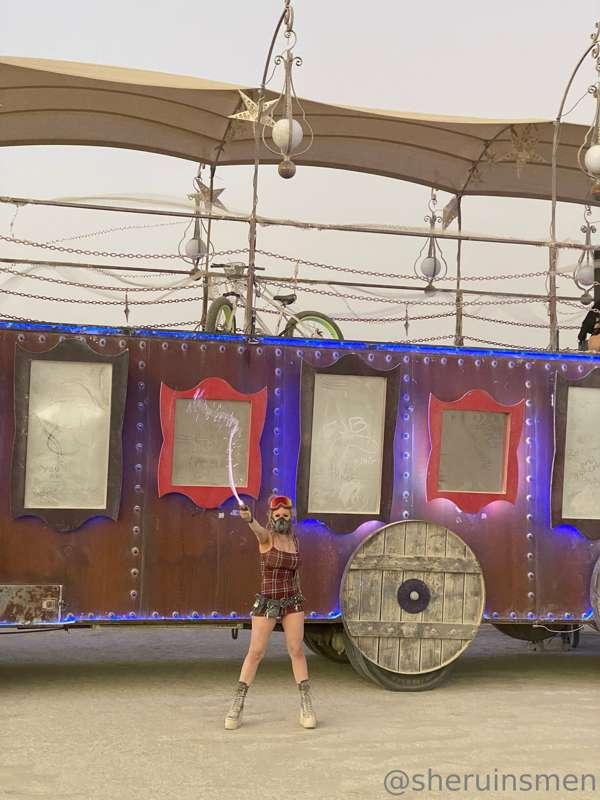 Ready to tear the whole place down ❤️‍🔥

Waiting for the man..