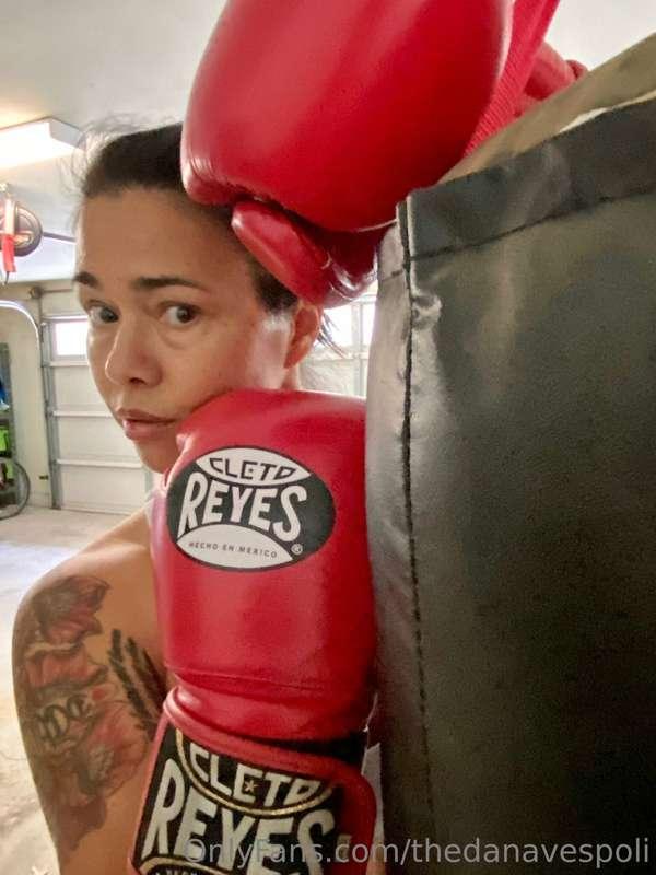 Happy 🥊 Boxing 🥊 Day