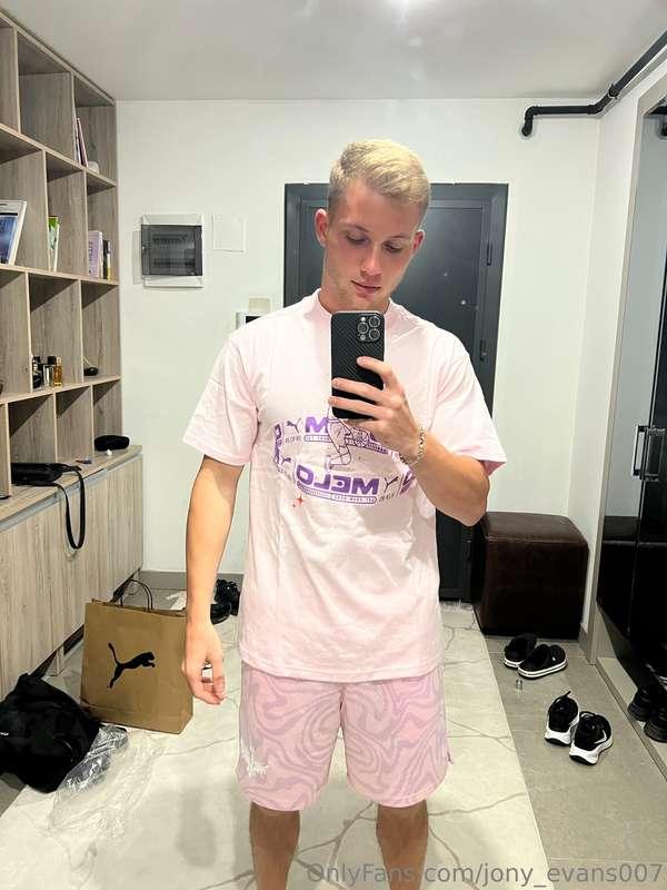What u think of such a color on me?