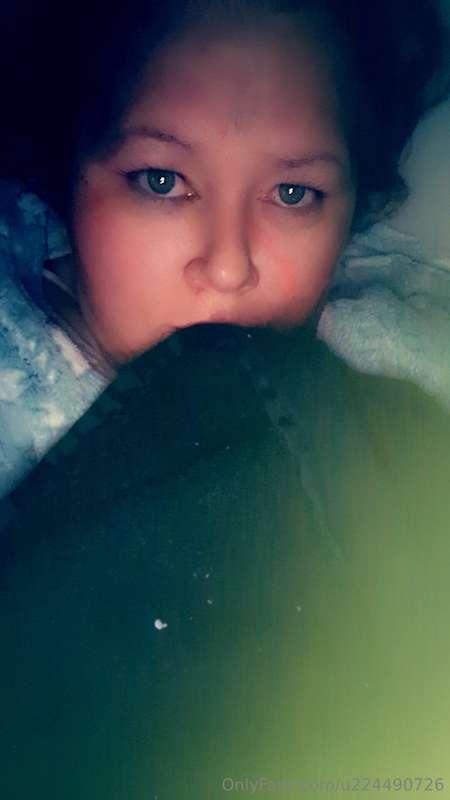 Turn round in the night to see my looking at u, what would u..
