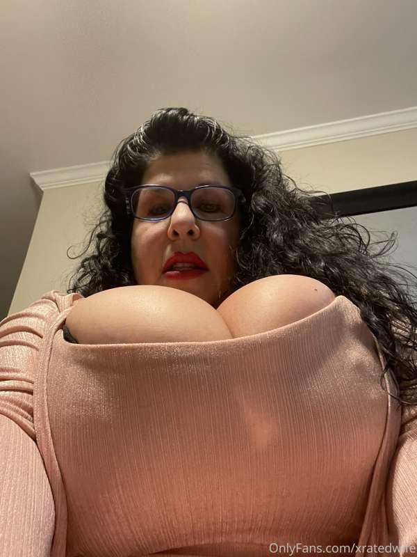Do you want me to be a real estate agent and get the best de..