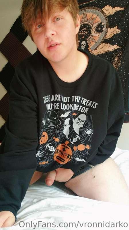 thecurvyprince image #1