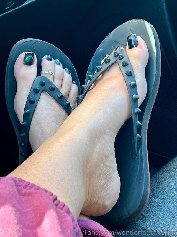 Waiting for the doctor’s office to open so I can get my alle..