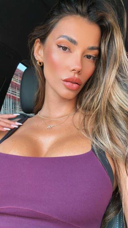 if you think you're ready for tonight swipe --> 😏
