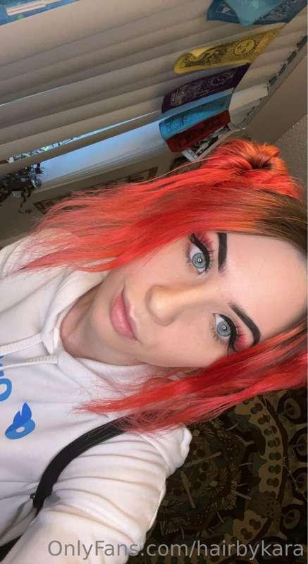 hair + make up look todayyy 😘💋