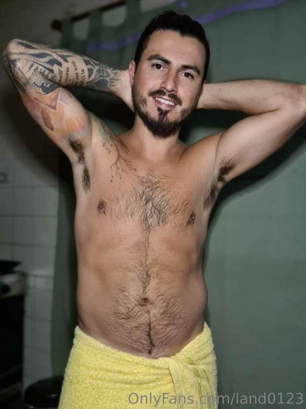 I want to be one of those memories that enter your mind to d..