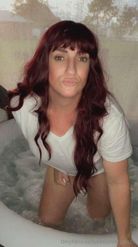 Just hanging in the hot tub about to get alllll wet! Will yo..