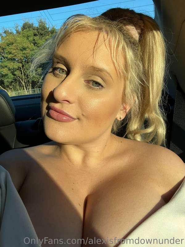 Hey everyone! I hope you’re having a lovely Sunday evening (..