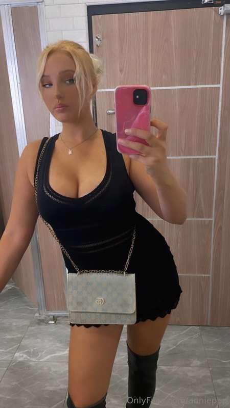 😜