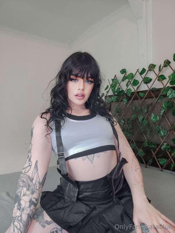 ¿Quieres probar que tan apretada estoy cariño? 😳😋