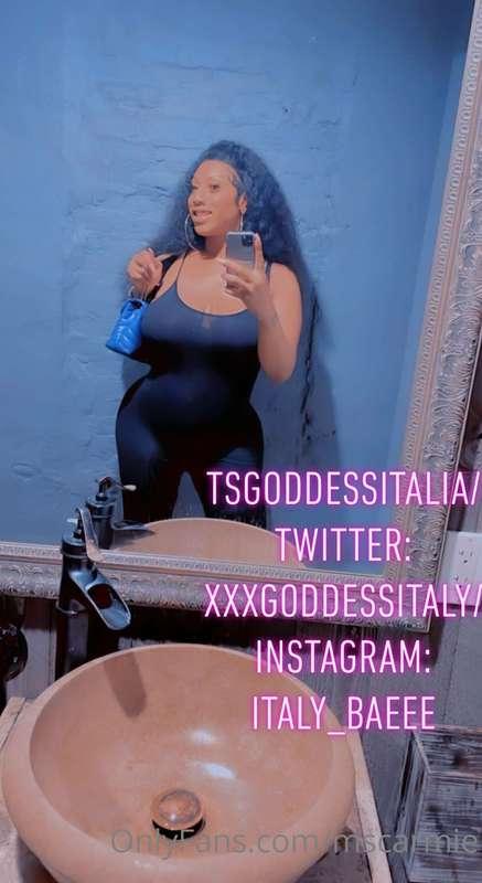 New hips new ass yes I spent 10,000+ on me!!!!