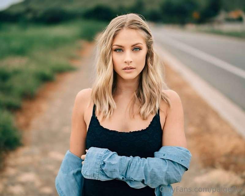 Unravel my desires in a look ❤️🥰