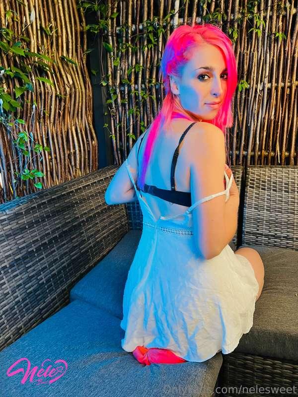 ich finde.. das Kleid muss weg oder? 🥰