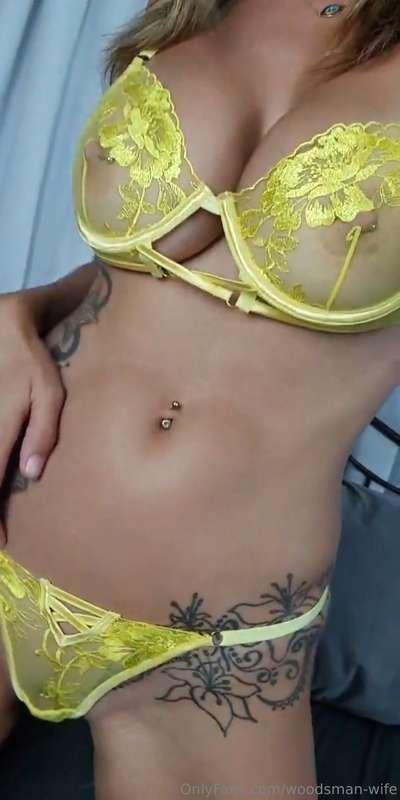 My wife in yellow lingerie for you're viewing pleasure! Unlo..