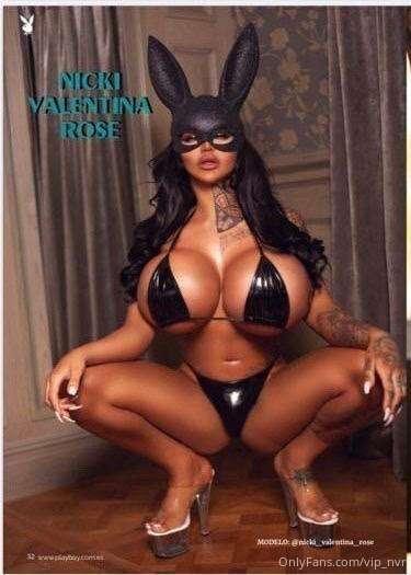 Guess who's in Spain's playboy magazine 😍