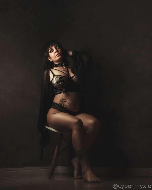cyber_nyxie image #2