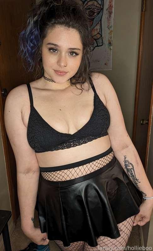 hollieboo image #1