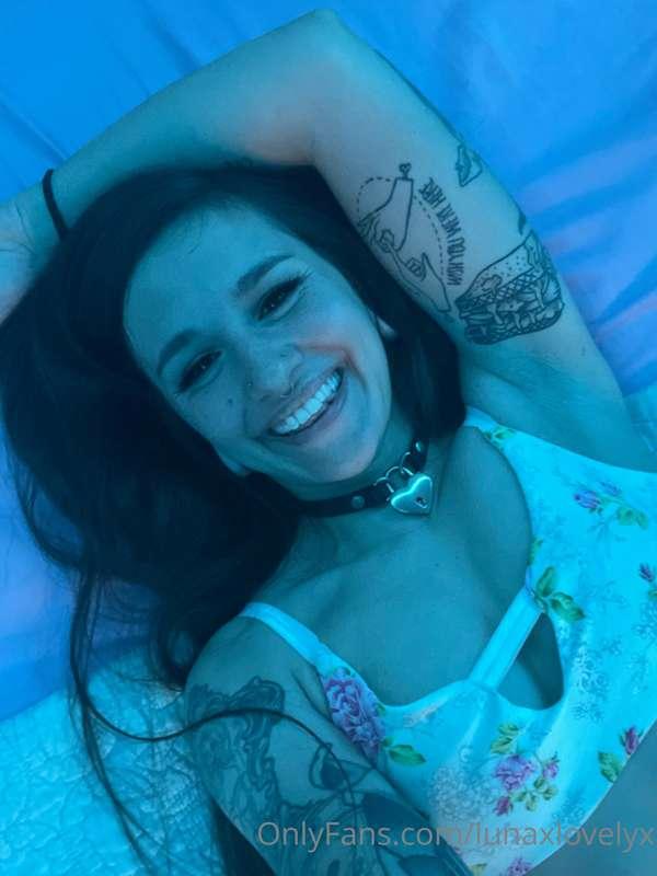 I wanna take your cock as deep inside me as it will go 🤤