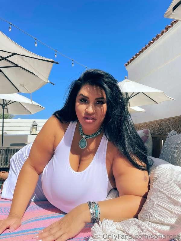 POV you are waking up from your nap and this is your view. W..