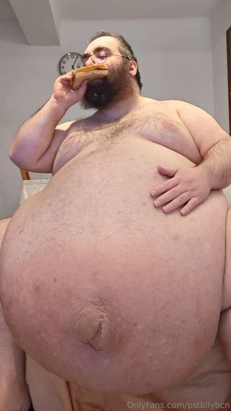 Tummy Tuesday and the chocolate spread sandwich. 