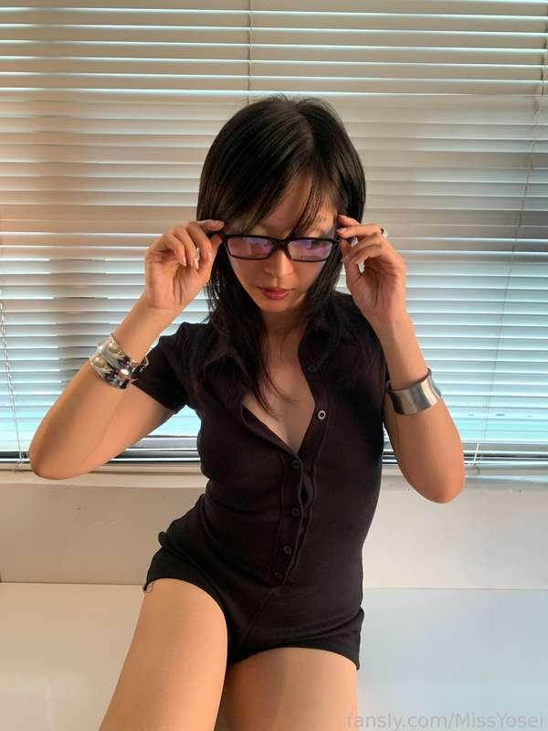 Choose with or without the dress? 𓆩🖤𓆪 // @MissYosei 



#fyp #asian #asiangirl #tits #young #petite #cute #japanese #anime #goth #ass #horny #nerd
