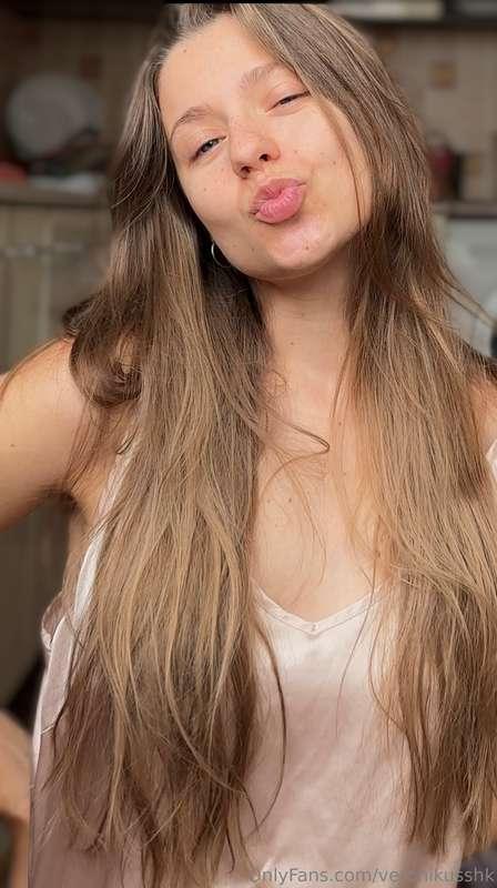 Good morning, handsome! 😏 Start your day by loving yourself ..