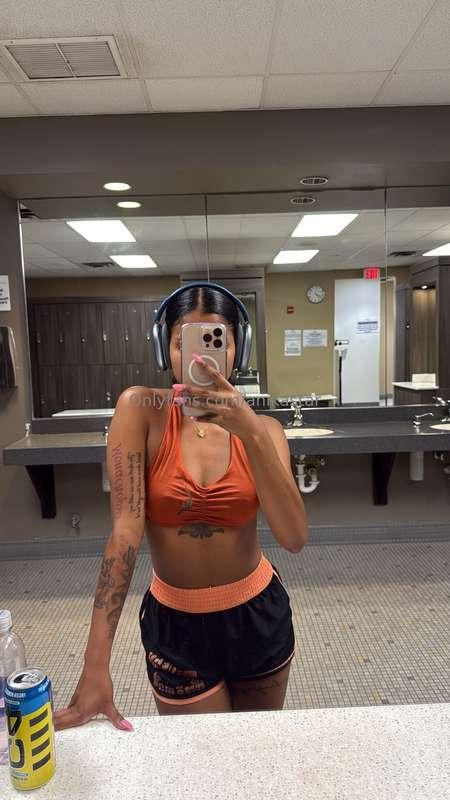 Are you ready to get hot with me 🥵