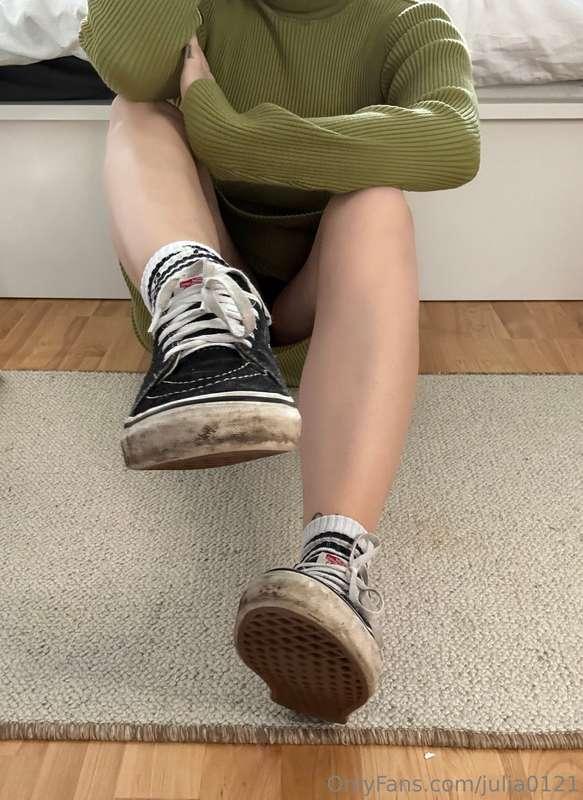 Like my shoes nice and clean little footslut!🔥 You will pre-..