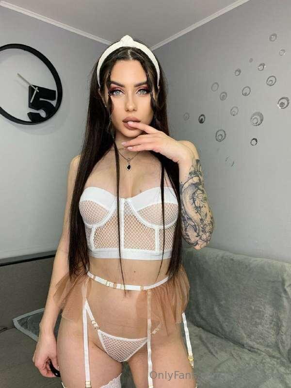 ✨𝐅𝐑𝐄𝐄 𝐒𝐔𝐁𝐒𝐂𝐑𝐈𝐏𝐓𝐈𝐎𝐍 𝐎𝐍𝐋𝐘 𝐓𝐎𝐃𝐀𝐘✨ Pretty and wet always @nicole..