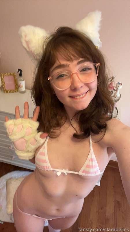 Hiiiiii guyssss meowwwww :3 im still sick lol but i wanted to try on my newwww catgirl bikini lingerie settttt thingyyyy for u 🥺🥺😣😣😣💕💕💕 hope uuuuu like meeeee showing off sorry my boobs are really really small its so embarrassing and im insecure abt themmmmm but maybe uuuu could like themmmm okay bye 🥺💕💕💔😣😣😣


#fyp #catgirl #microbikini