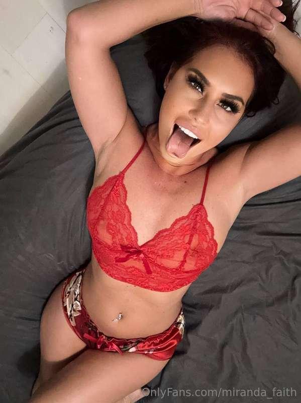 Omg @jesswestxxx is so fucking hot and her page is free 👇👇👇👇..