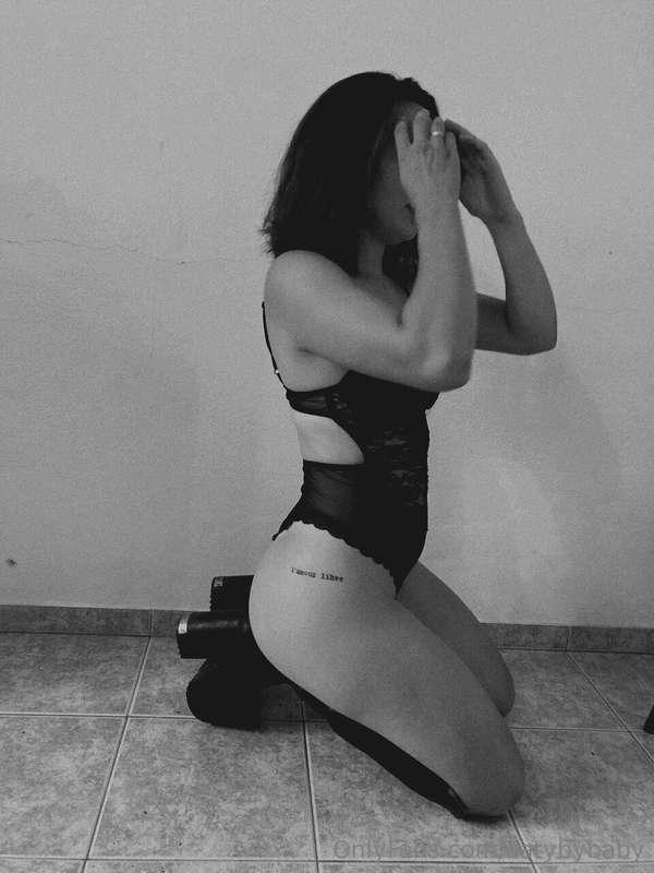 your dick is so small for my size 😒🤏🏻🍑