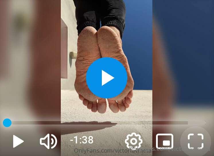 Please check your messages. 💌 There is my new clip for you. ..