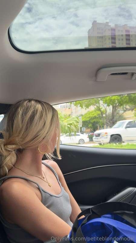 petiteblondemodel image #1