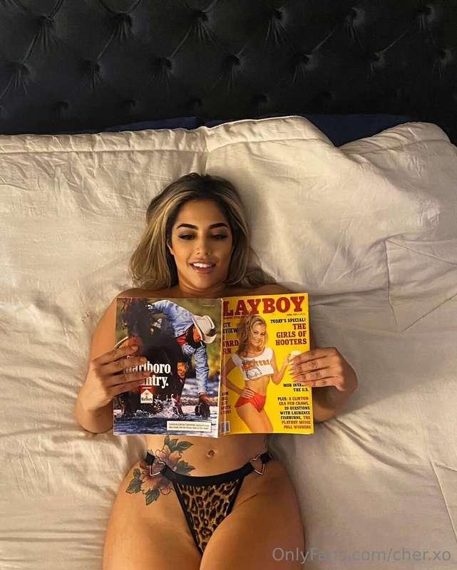 Are you in the mood for some light reading? 😏👀