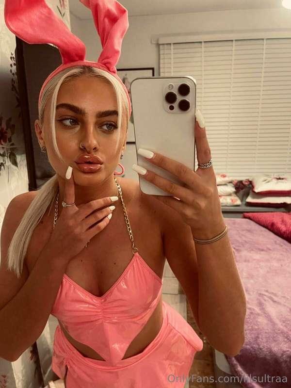 Halloween vibes 🤪
