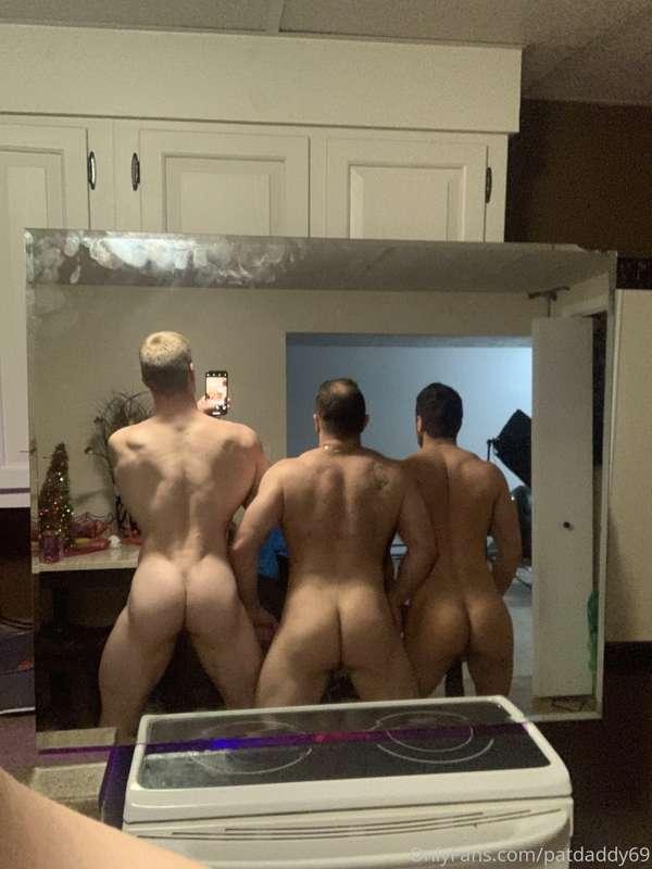 🍑🍑🍑😍😍😍😋😋😋
@mrbootyperfect1 and sissy boi