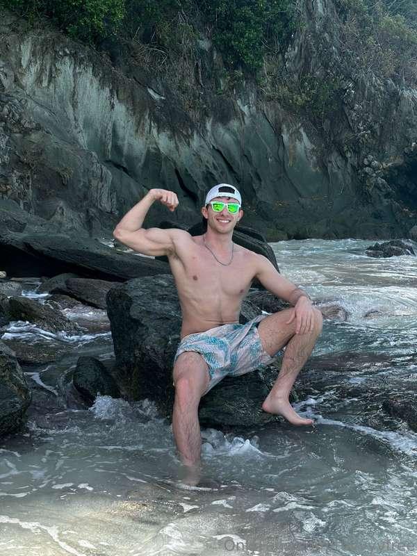 Sun, sand, and gains—this beach ain’t ready for these arms....