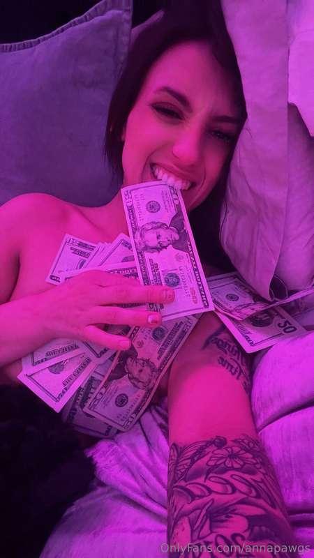 Every tip takes a dollar off…How low you wanna go?Let’s play..