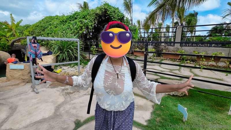 🏞️A lovely walk in the countryside before I take a dip🏖️... ..