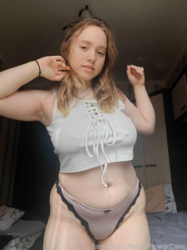 let me try to satisfy you... if you want


 #fyp #blonde #babyface #bigtits #panties #bbw #cute #chubby #paleskin
