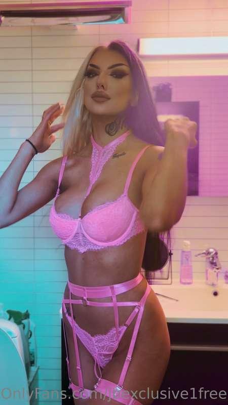 ‼️ HOT SUMMER SALE😍😍 
@Kysaa / @Kysaexclusive feirer sommer ..