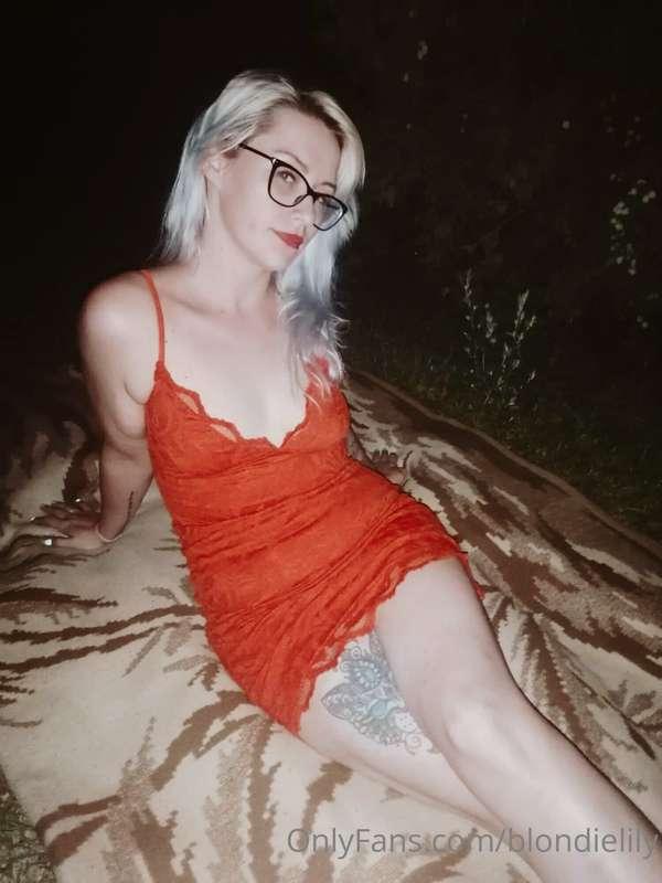 the girl in red, i love red 💖🔥🧯