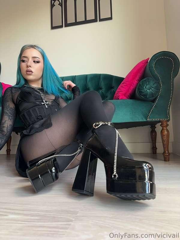 Wanna be bullied by a mean girl?