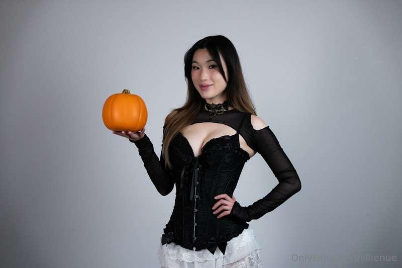 trick or treat, baby… but I’m the real treat you’ve been dyi..