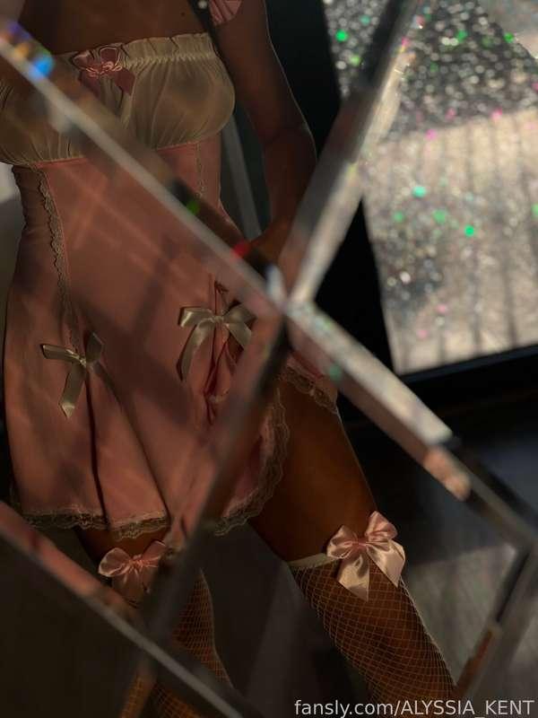 alyssia_kent image #16